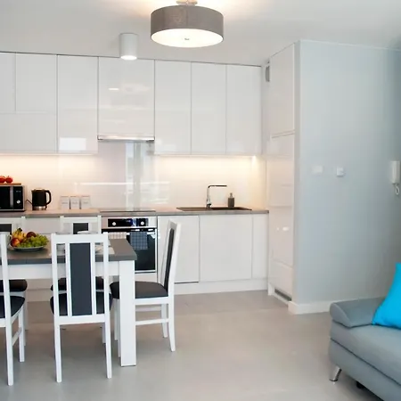 Gold Platinium Z Widokiem Na Morze * ريفال