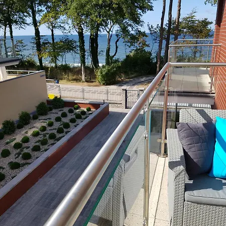 Gold Platinium Z Widokiem Na Morze ريفال