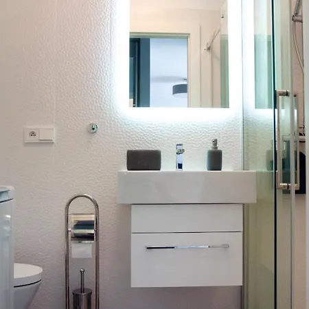 Gold Platinium Z Widokiem Na Morze דירה