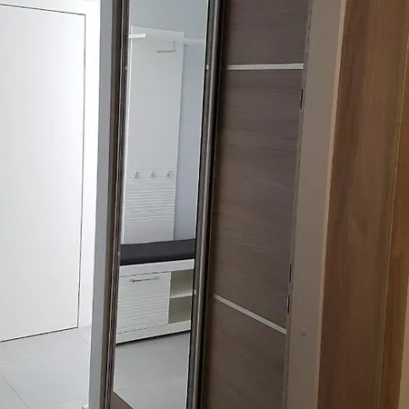 Gold Platinium Z Widokiem Na Morze