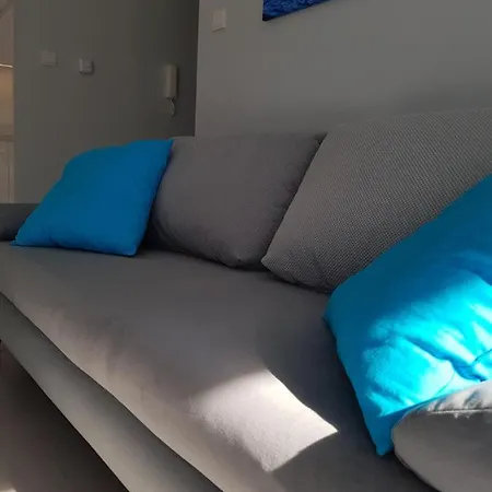 Gold Platinium Z Widokiem Na Morze *