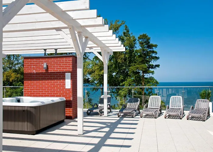 Gold Platinium Z Widokiem Na Morze